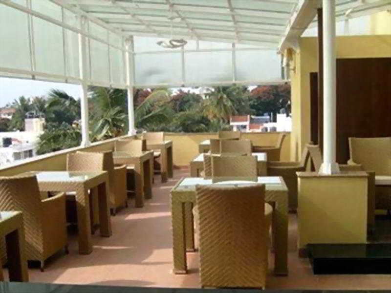 juSTa Indiranagar Aparthotel Bangalore Bagian luar foto