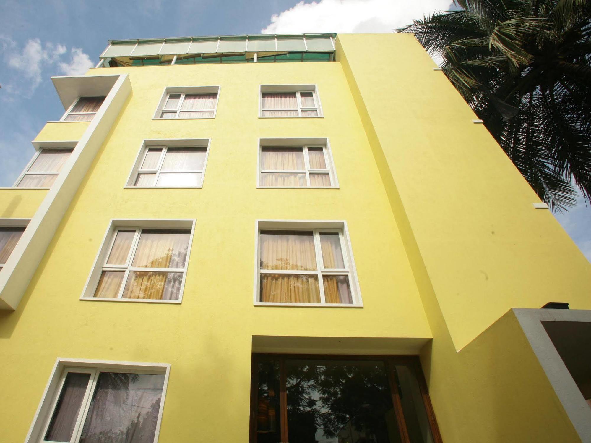juSTa Indiranagar Aparthotel Bangalore Bagian luar foto