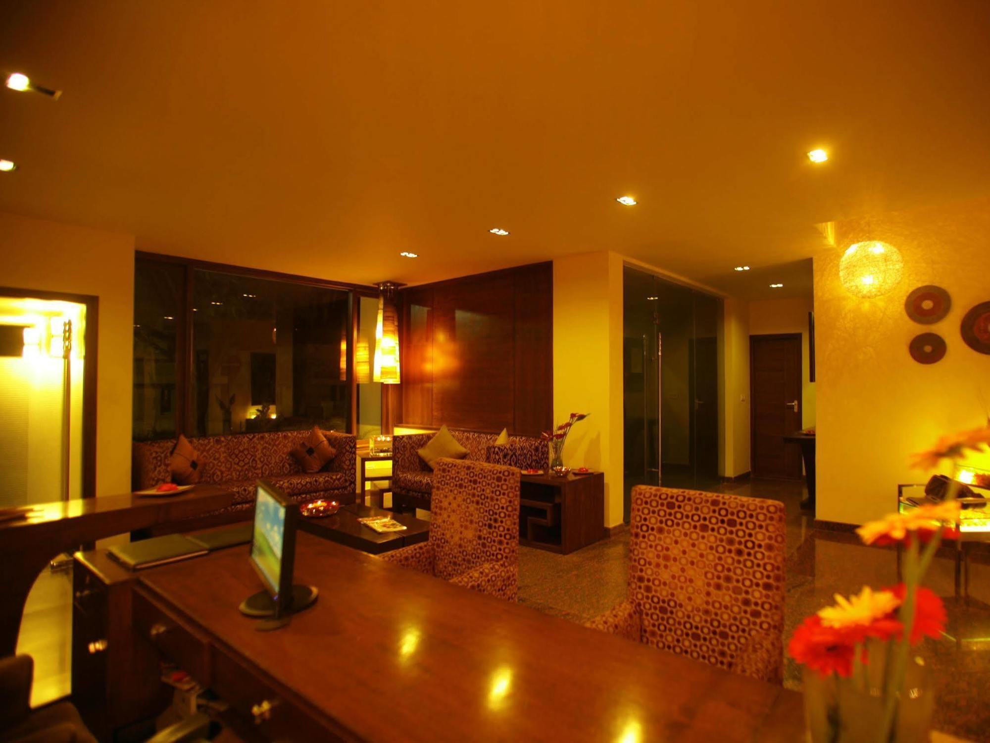 juSTa Indiranagar Aparthotel Bangalore Bagian luar foto