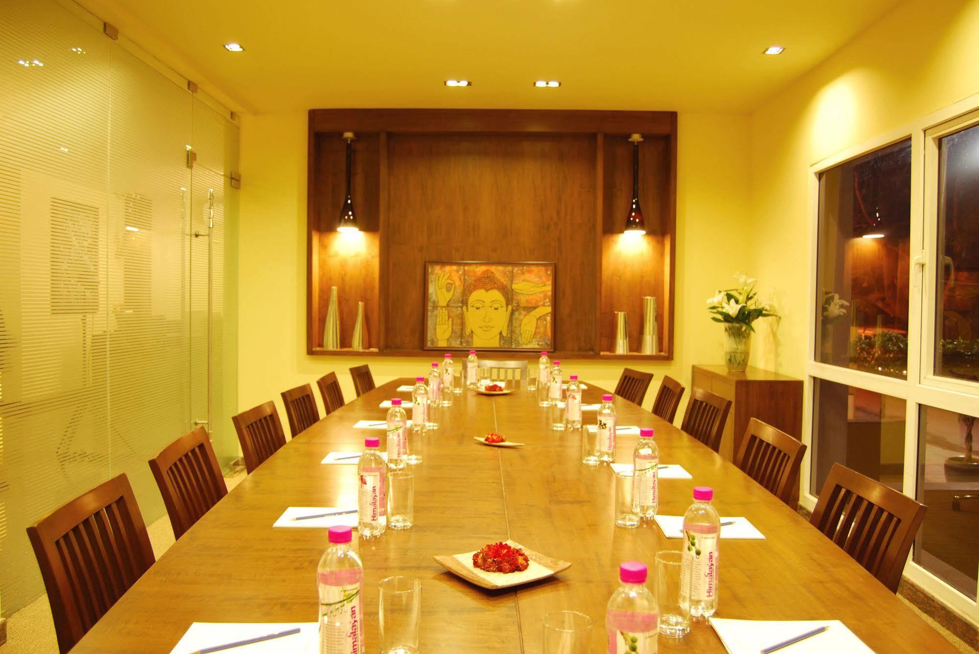 juSTa Indiranagar Aparthotel Bangalore Bagian luar foto